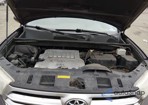 2011 Toyota Highlander Se V6 z USA, uszkodzony, nr VIN 5TDBK3EH8BS044671